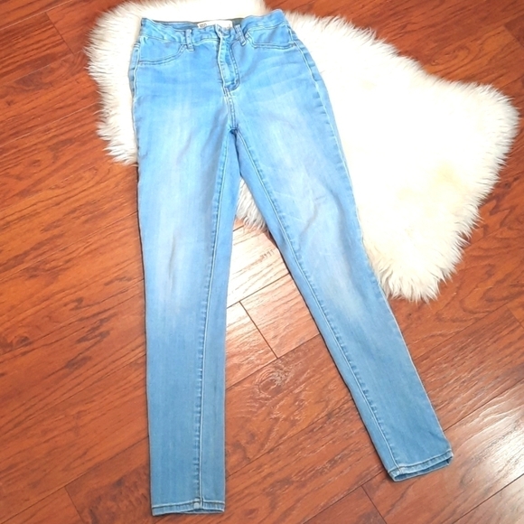 RSQ Super Highrise Jeans - Picture 3 of 5